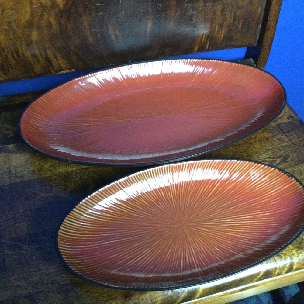 Pier 1 One Pair of Large Stoneware Platters Rust Brown Starburst 12" and 16"